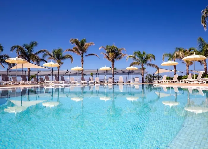 Курортный комплекс Blue Bay 4*