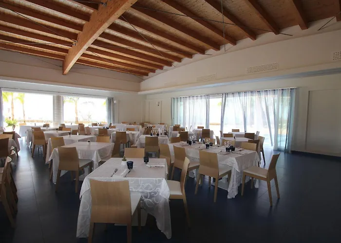 Курортный комплекс Blue Bay 4*