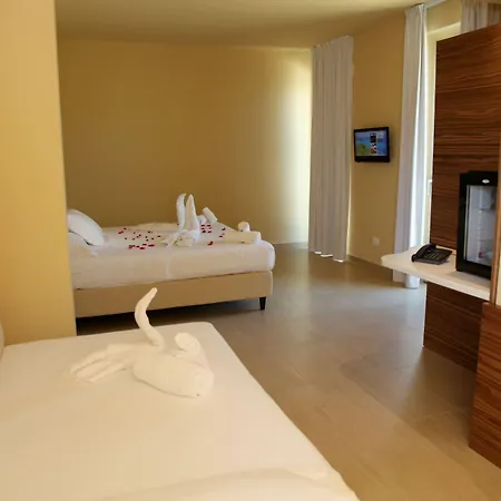 Blue Bay Resort 4*