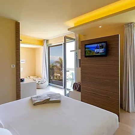 Blue Bay 4*