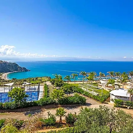 Blue Bay منتجع